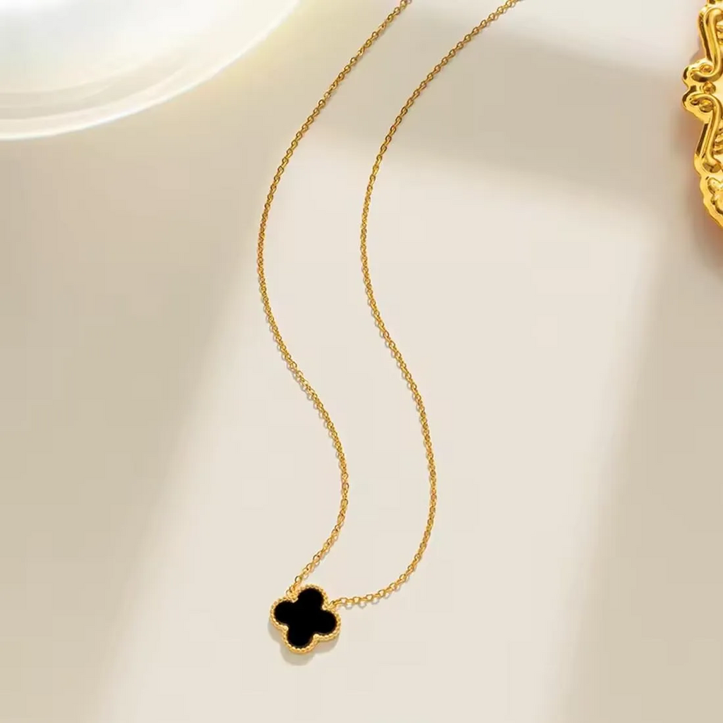 Midnight Clover Jewelry Set