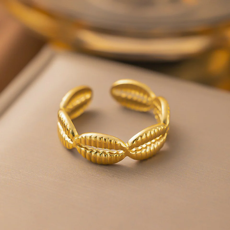 Golden Shell Link Adjustable Ring