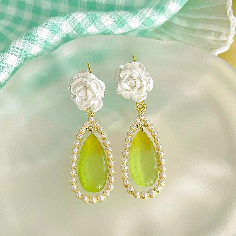Rosélune Drop Earrings